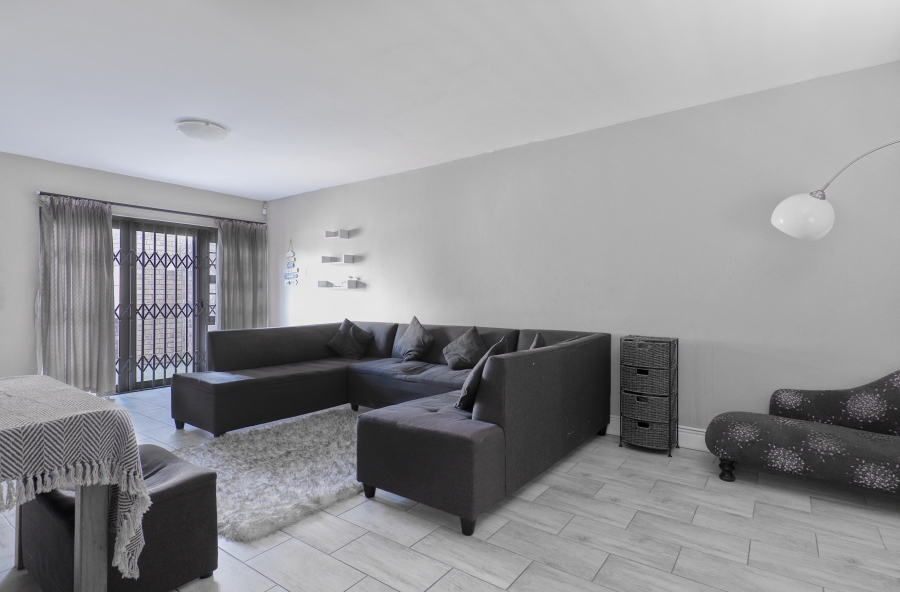 3 Bedroom Property for Sale in Kabega Park Eastern Cape